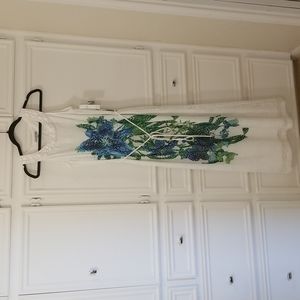 Beautiful maxi summer dress, sz 10 NWT